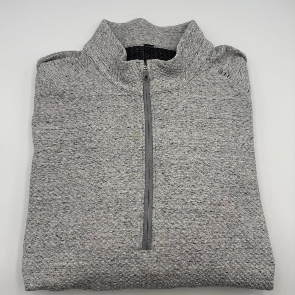Lululemon At Ease Half-Zip Pullover Mens XXL Gray. spot near zipper (pictured)